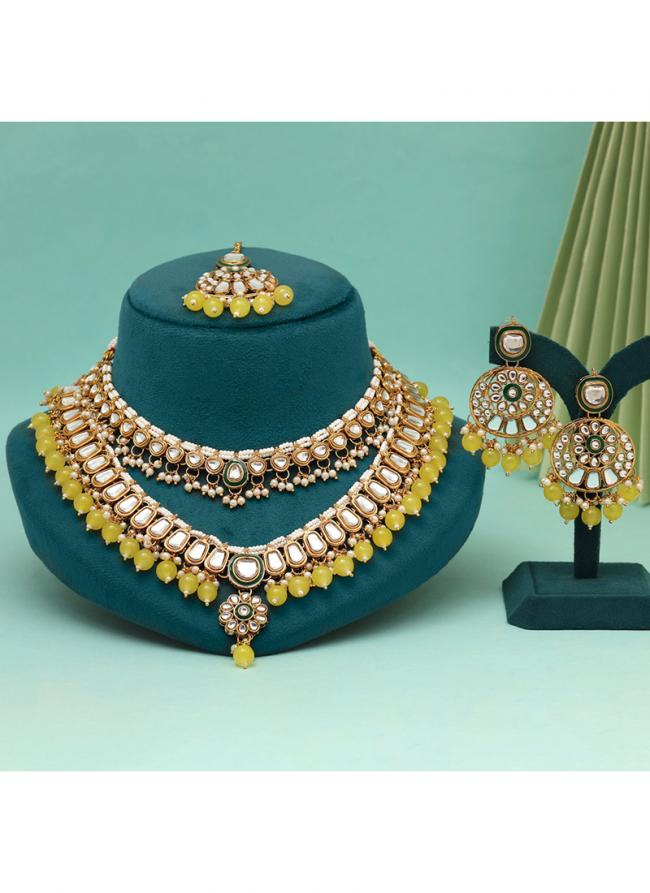   Wedding Wear  Yellow Color Kundan Necklace Set